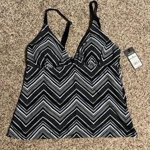 Mossimo Womens Gray Black Chevron Adjustable Strap Padded Tankini Top Size Large